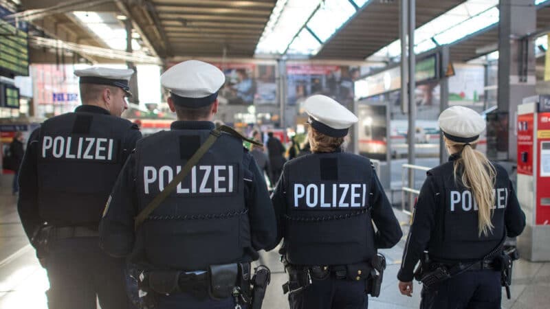 Messerattacke Auf Polizist Am Hauptbahnhof München | 95.5 Charivari