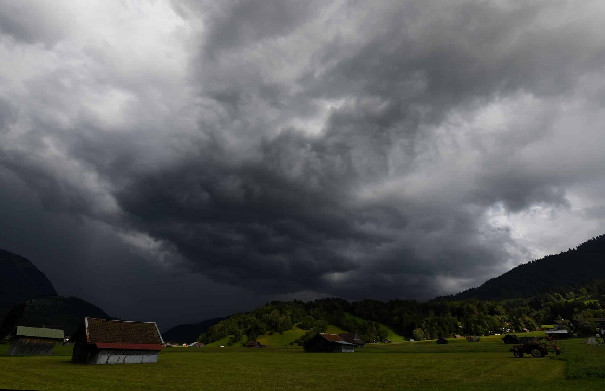 Erneut sehr viel Regen für Bayern angekündigt – Schnee in den Alpen