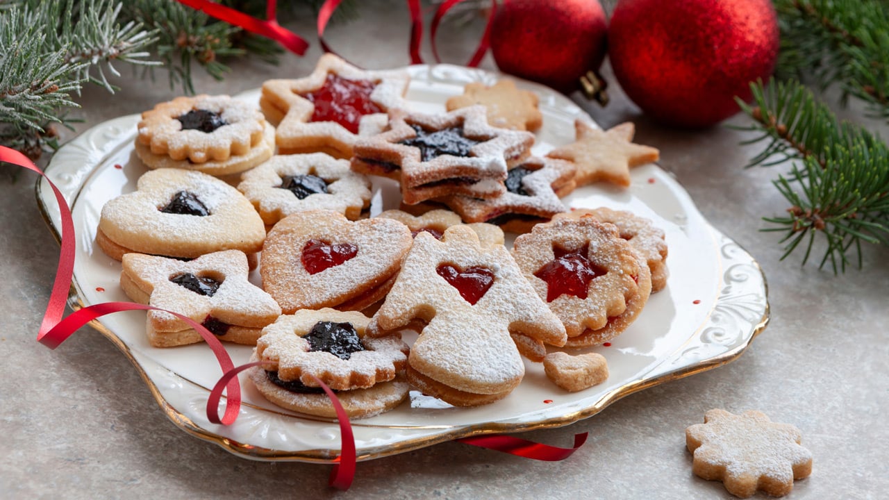 Ein Teig – Sieben Plätzchen: Adventsstress reduzieren leicht gemacht