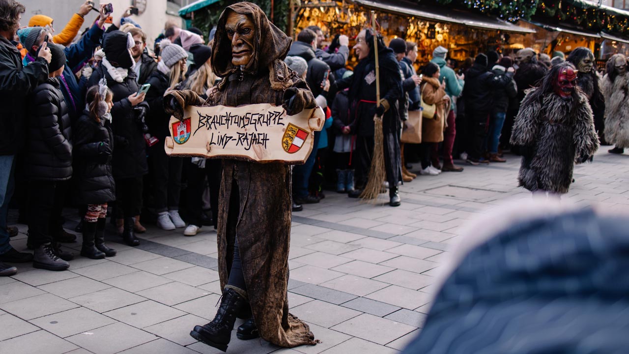 Gruselige Tradition: Krampuslauf 2024 in München