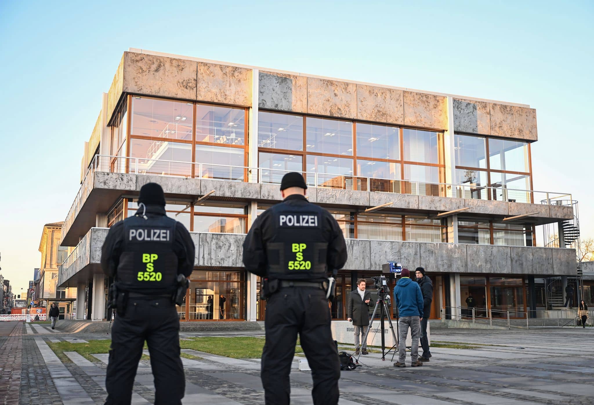 Deutsche Fußballliga scheitert mit Beschwerde gegen Polizeigebühren