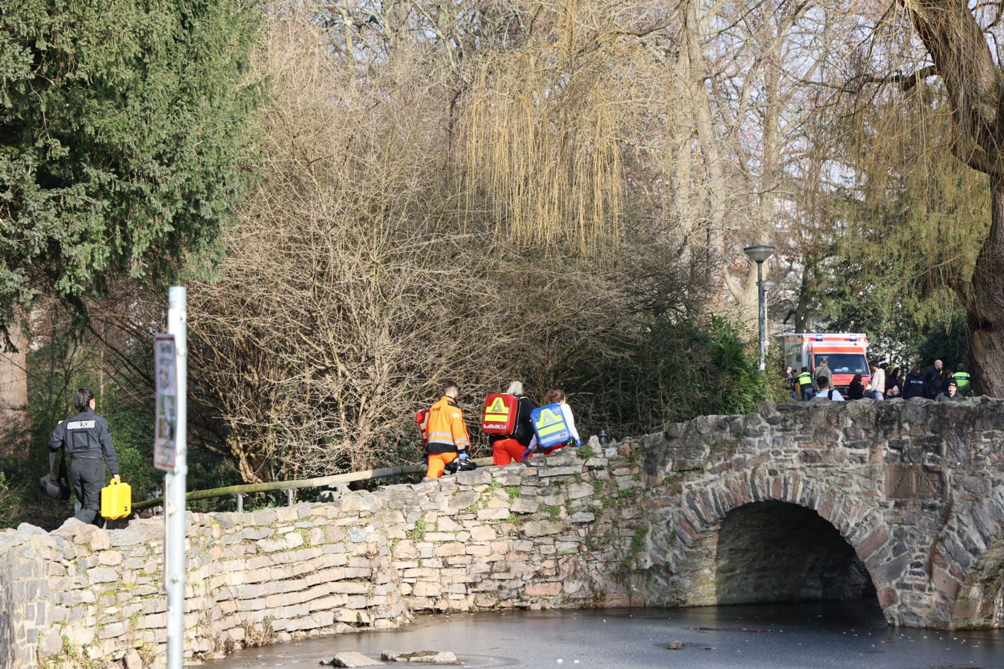 Polizei: Zwei Menschen in Aschaffenburg getötet